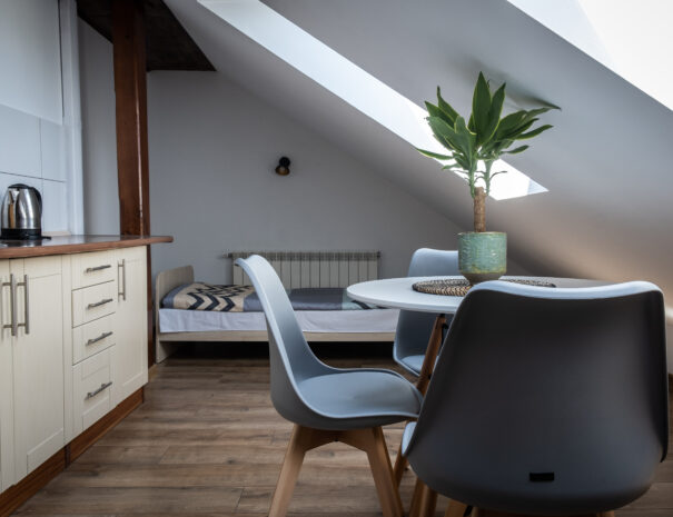 noclegi-pokoje-zywiec-jezioro